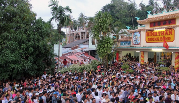 Lễ hội Đình Thần Dương Đông thổi hồn tâm linh Phú Quốc - Ảnh 1 Lễ hội Đình Thần Dương Đông thổi hồn tâm linh Phú Quốc - Ảnh 1