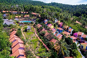 Khám phá vẻ đẹp làng cầu vồng Phú Quốc Khám phá vẻ đẹp làng cầu vồng Phú Quốc