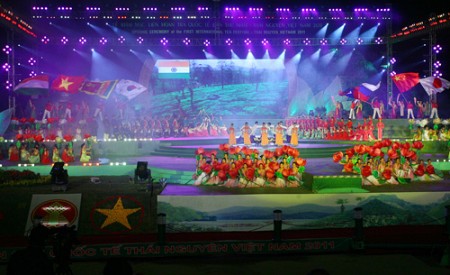Festival Trà Thái Nguyên Tháng 11 Được Bắn Pháo Hoa Tầm Thấp