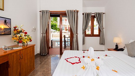 HỒNG BIN KHUYẾN MẠI GIÁ PHÒNG MÙA ĐÔNG