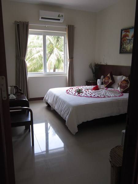 KHÁCH SẠN GOLD BEACH