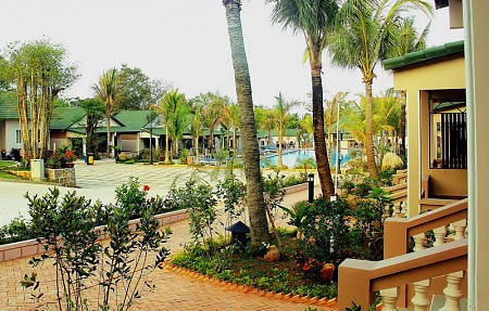 PHÚ VÂN RESORT & SPA
