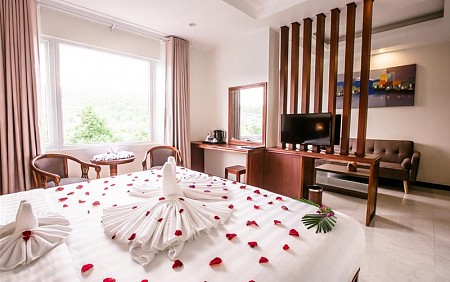 Combo Nghỉ Dưỡng Khách Sạn Ocean Pearl 4 Sao Cao Cấp