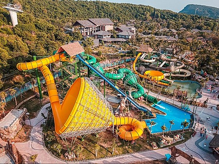 Trải nghiệm công viên nước Aquatopia tại Phú Quốc Trải nghiệm công viên nước Aquatopia tại Phú Quốc