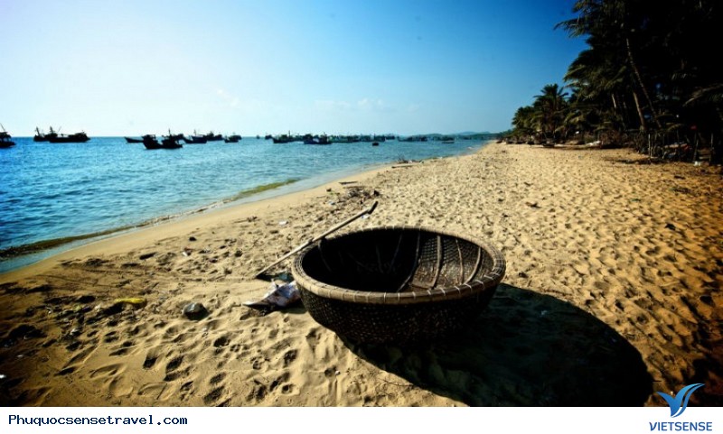 4. Giá phòng giảm kịch sàn