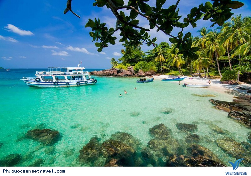 Vũng Bầu- Bãi Biển Hoang Sơ Giữa Lòng Phú Quốc - Ảnh 1 Vũng Bầu- Bãi Biển Hoang Sơ Giữa Lòng Phú Quốc - Ảnh 1