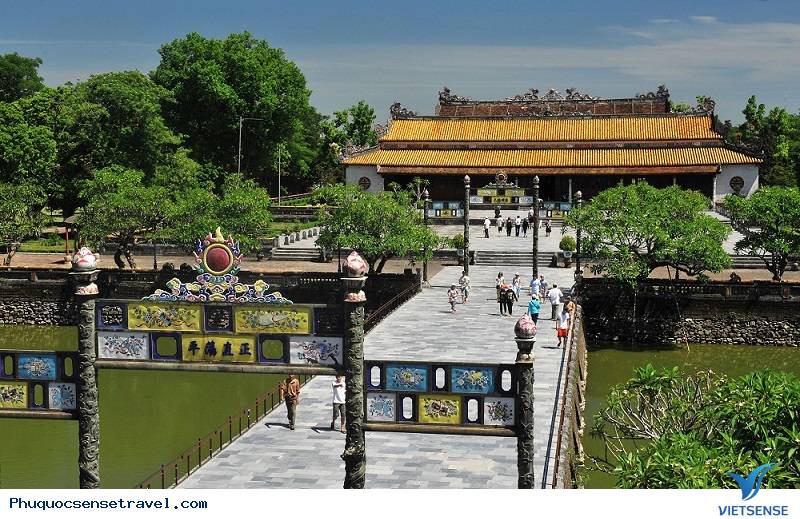 Ba Lan Hỗ Trợ Bảo Trì Và Trùng Tu Lăng Tự Đức - Ảnh 2 Ba Lan Hỗ Trợ Bảo Trì Và Trùng Tu Lăng Tự Đức - Ảnh 2