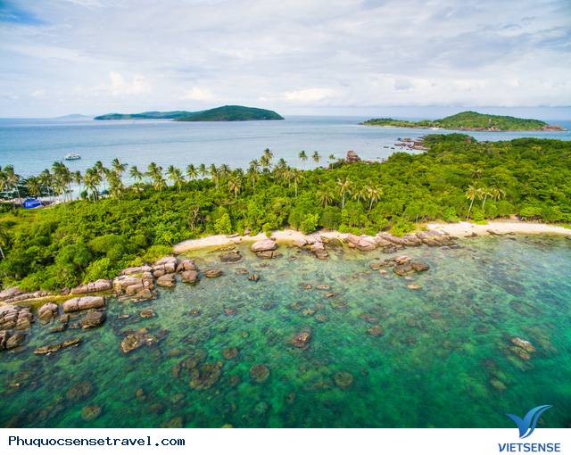 Check-in với nhân sư khổng lồ tại hòn Dăm Ngang - Ảnh 1