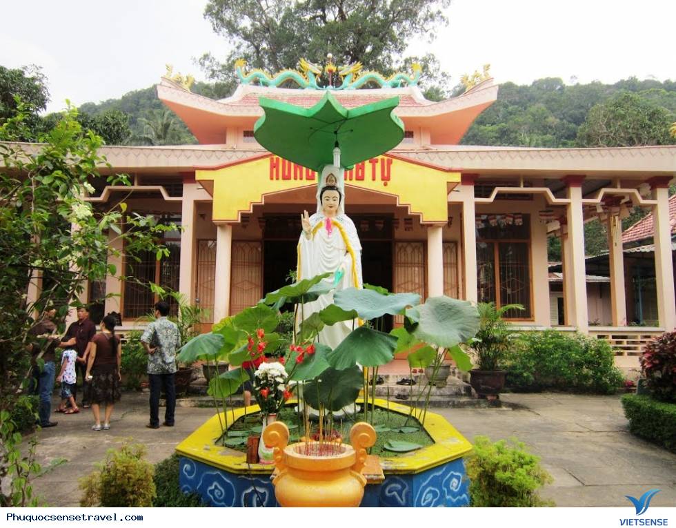 Chùa Sư Muôn - Điểm đến tâm linh ấn tượng - Ảnh 1 Chùa Sư Muôn - Điểm đến tâm linh ấn tượng - Ảnh 1