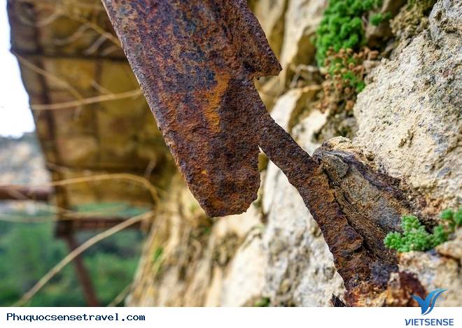 Chùm ảnh tuyệt đẹp của con đưuòng nguy hiểm nhât thế giới - Caminito del Rey