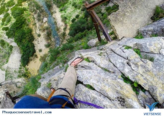 Chùm ảnh tuyệt đẹp của con đưuòng nguy hiểm nhât thế giới - Caminito del Rey