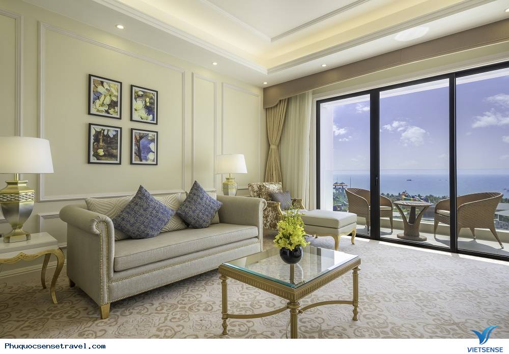 Combo vé máy bay & khách sạn cao cấp 4 sao Phú Quốc - Ảnh 1