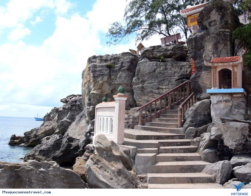 Tham quan Dinh Cậu - Phú Quốc - Ảnh 1