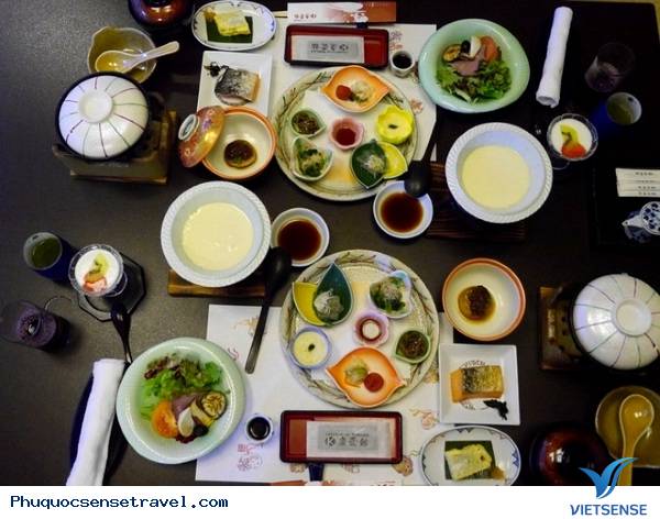 Khách sạn cổ nhất thế giới Khách sạn cổ nhất thế giới