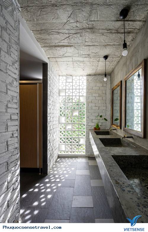 Khách sạn Container độc đáo ở Nha Trang