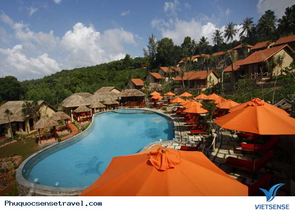 Khám phá vẻ đẹp làng cầu vồng Phú Quốc - Ảnh 2