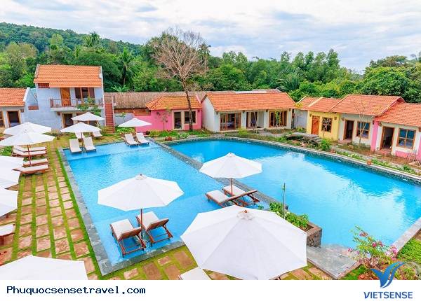 Khám phá vẻ đẹp làng cầu vồng Phú Quốc - Ảnh 3