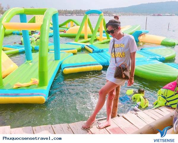 Khu nhà phao Rạch Vẹm Khu nhà phao Rạch Vẹm