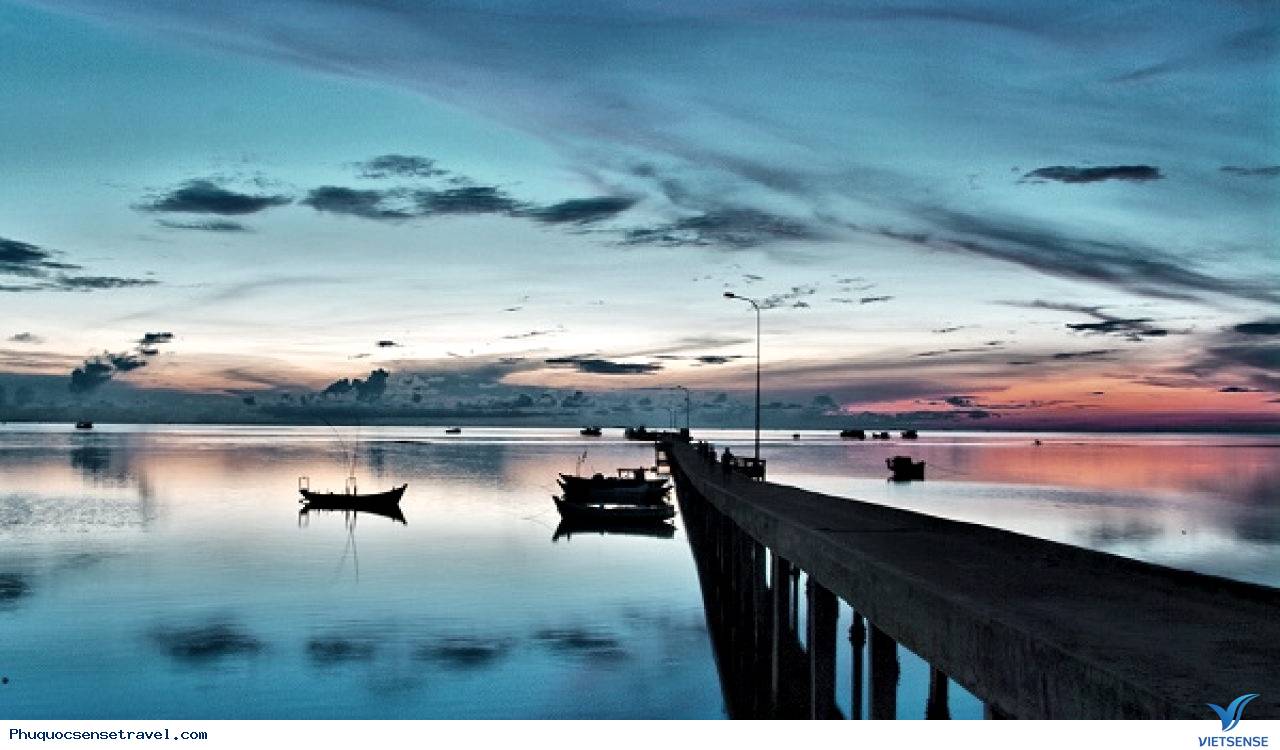 Làng chài cổ Hàm Ninh