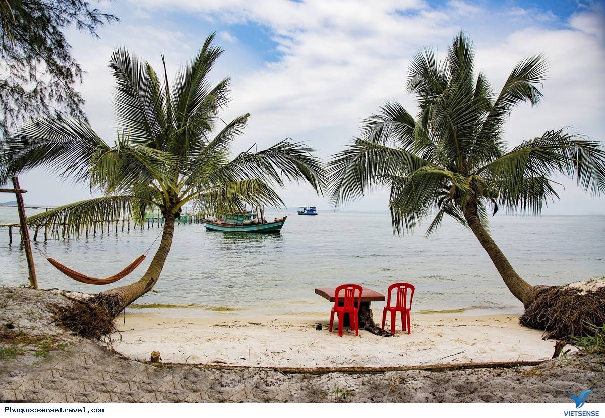 Nên đi thăm quan làng chài Rạch Vẹm vào thời điểm nào?
