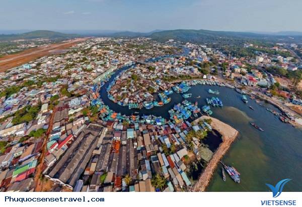 Ngắm nhìn vẻ đẹp của đảo Ngọc Phú Quốc từ trên cao - Ảnh 1 Ngắm nhìn vẻ đẹp của đảo Ngọc Phú Quốc từ trên cao - Ảnh 1