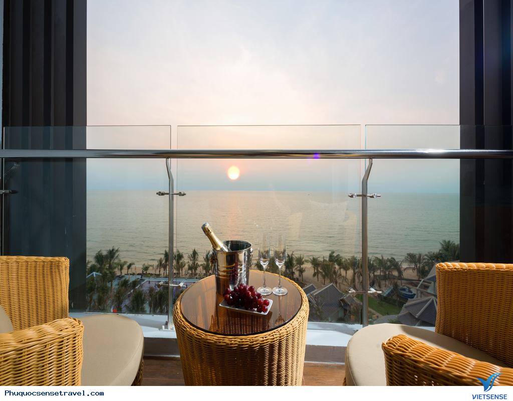 Combo Hà Nội - 3 Ngày 2 Đêm - Vé Máy Bay + 2 Đêm Resort 4 Sao - Ảnh 1