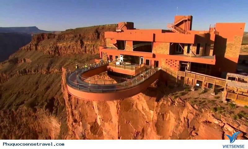 Những điểm khám phá cảm giác mạnh trên thế giới Những điểm thăm quan cảm giác mạnh trên thế giới