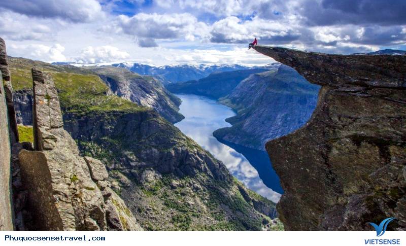 Những điểm du lịch cảm giác mạnh trên thế giới Những điểm du lịch cảm giác mạnh trên thế giới