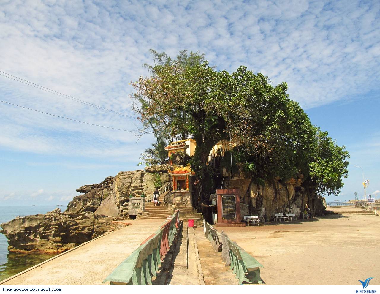 Những gì bạn có thể thấy ở Dinh Cậu - Ảnh 1