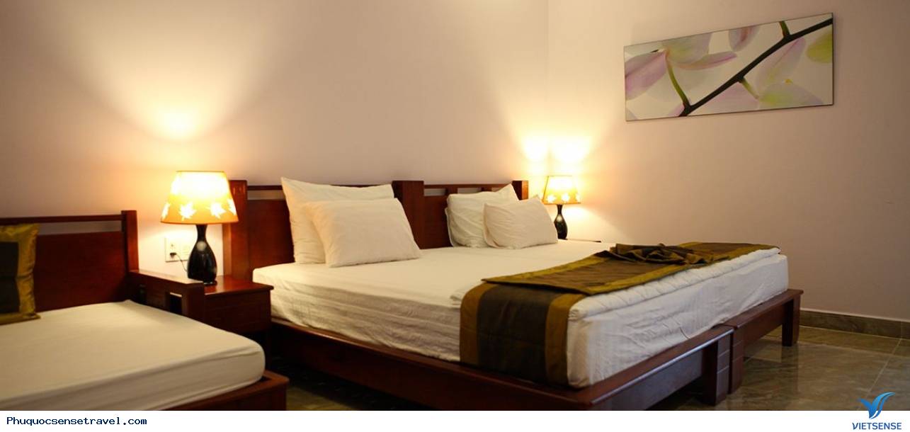 Seasense Resort