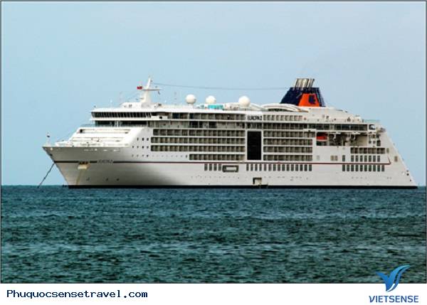 Tàu trải nghiệm quốc tế chở gần 850 khách thăm quan đến Phú Quốc - Ảnh 3