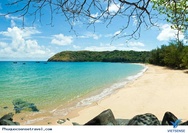 Toàn cảnh bãi Khem