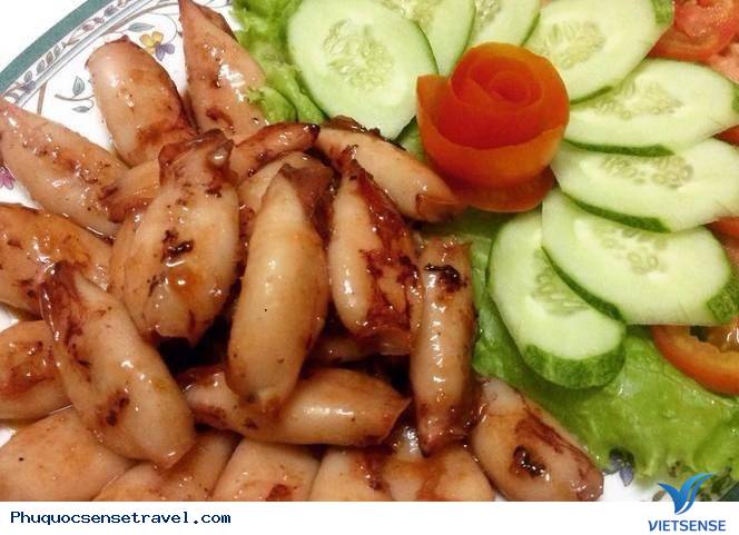 Tới Phú Quốc Nhất Định Phải Thử Mực Om Nước Mắm - Ảnh 3