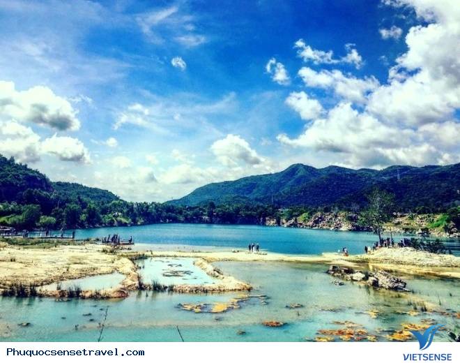 Top các hồ nước đẹp nhất Việt Nam