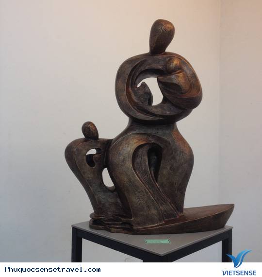 Triển Lãm 10 Năm Điêu Khắc Toàn Quốc Lần Thứ V Tại Hà Nội - Ảnh 2 Triển Lãm 10 Năm Điêu Khắc Toàn Quốc Lần Thứ V Tại Hà Nội - Ảnh 2