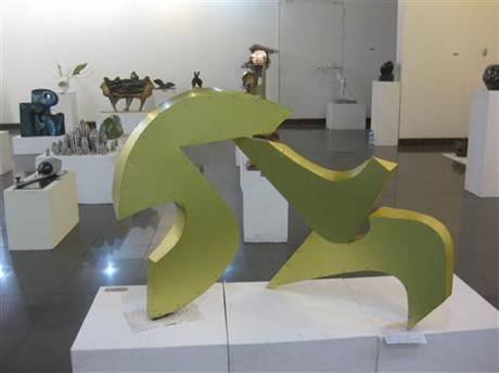 Triển Lãm 10 Năm Điêu Khắc Toàn Quốc Lần Thứ V Tại Hà Nội - Ảnh 1 Triển Lãm 10 Năm Điêu Khắc Toàn Quốc Lần Thứ V Tại Hà Nội - Ảnh 1