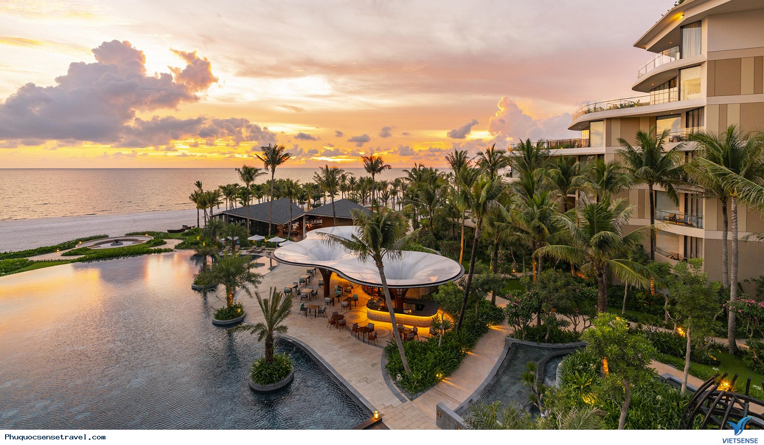 Trốn nắng tại InterContinental Phu Quoc Long Beach Resort - Ảnh 2